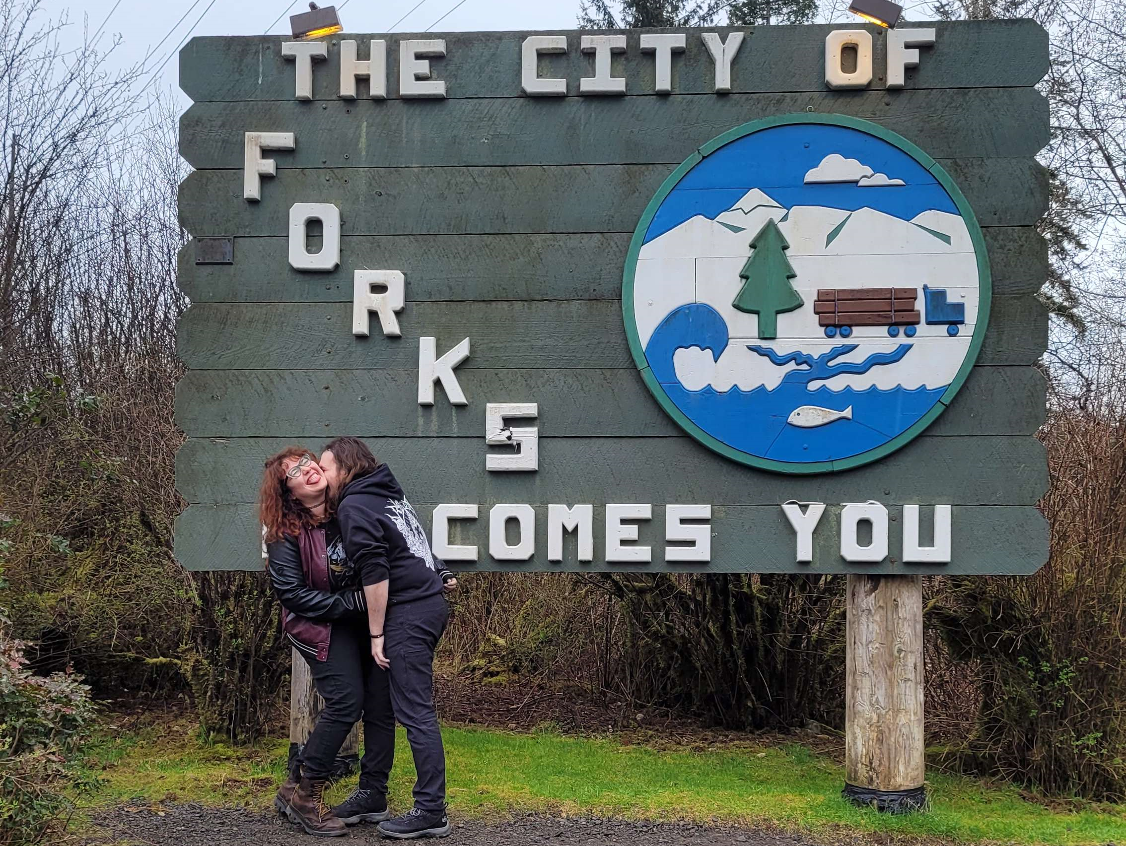 Adam met Roo's childhood friends when we all went on a week long double Birthday adventure to the Olympic Peninsula, including the esteemed Forks, WA. (Adam is pretending to be a sparkly vampire)